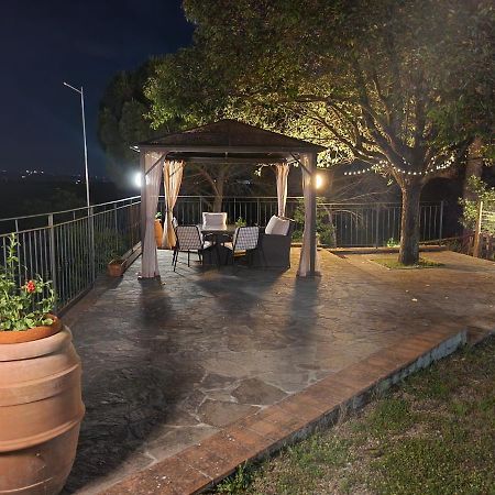 Il Giuggiolo - La Collina Della Quiete Bed and Breakfast Certaldo Esterno foto