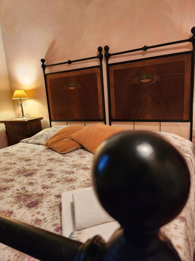 Il Giuggiolo - La Collina Della Quiete Bed and Breakfast Certaldo Esterno foto