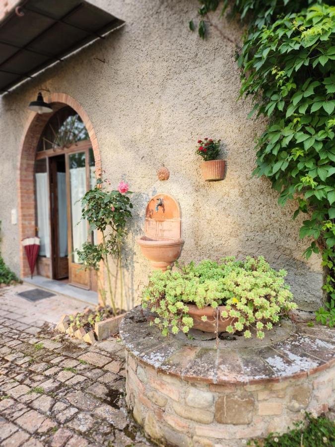 Il Giuggiolo - La Collina Della Quiete Bed and Breakfast Certaldo Esterno foto